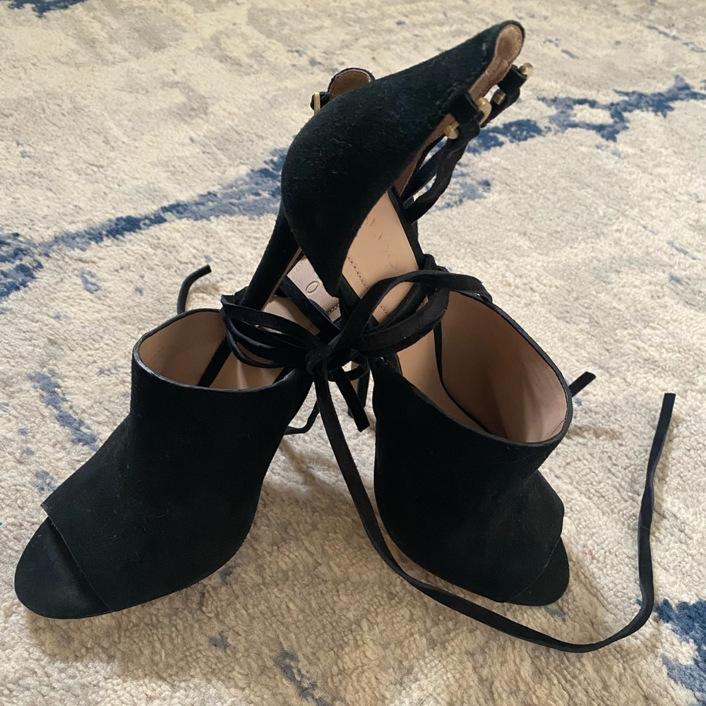 Aldo open toe tie up heels
